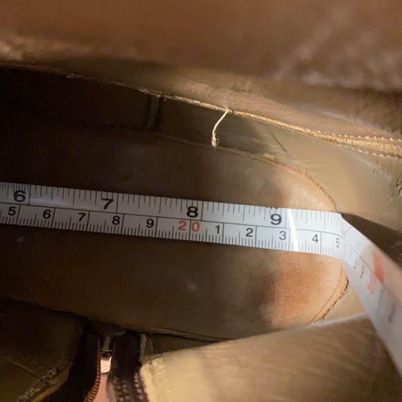 Handmade hardly worn leather studded cowboy boots - Picture 15 of 16